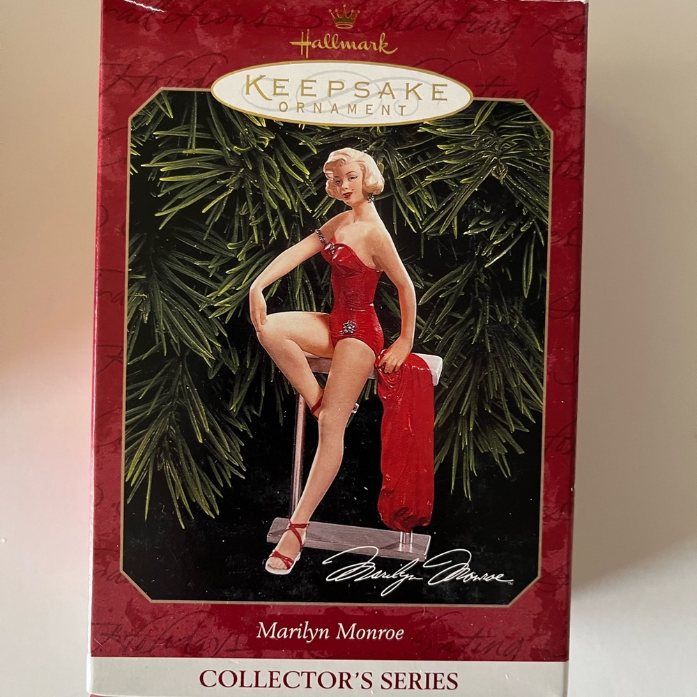 Hallmark collectors series ornament number 3